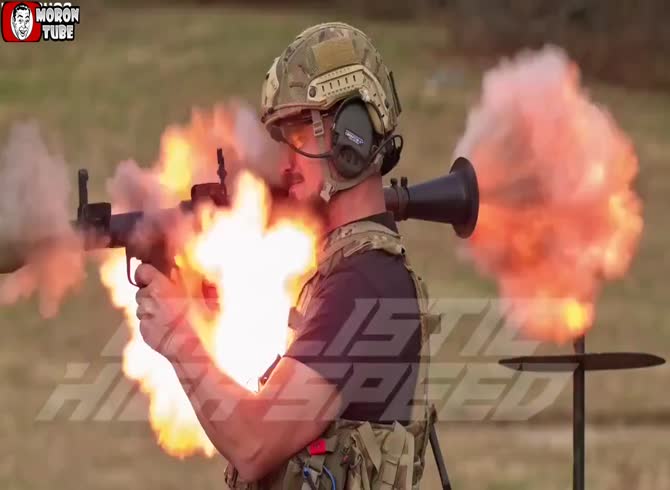 Video :A rocket launcher explosion wounded a YouTuber (Warning - frightening)